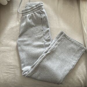 Aritzia boyfriend fit sweat fleece short